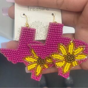 Hot Pink Texas Sunflower Earrings NWT